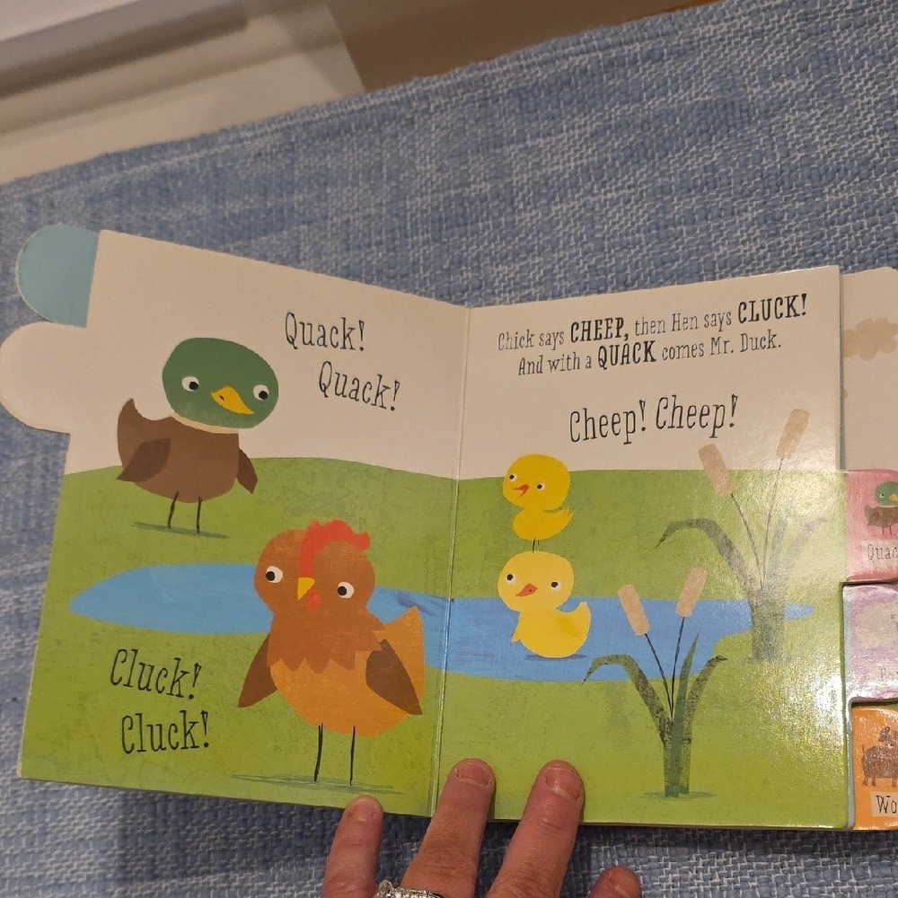 Babytown Noisy Farm Interactive Book - Pink - Picture 3 of 3